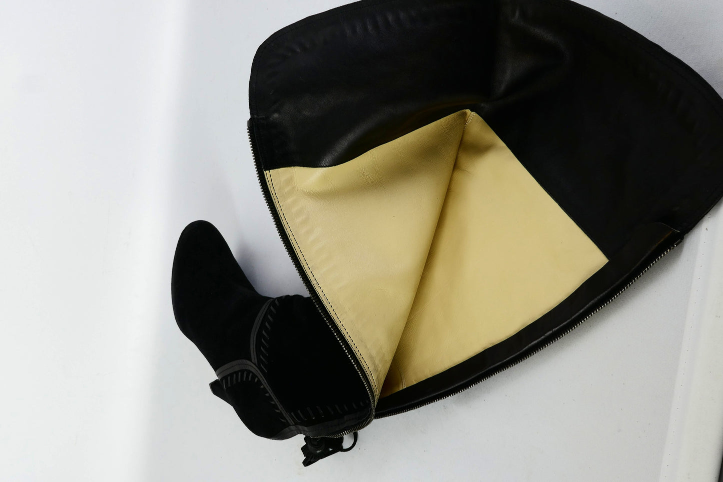 BUUTS Jimmy Choo Hohe Stiefel Wildleder schwarz 225125-11