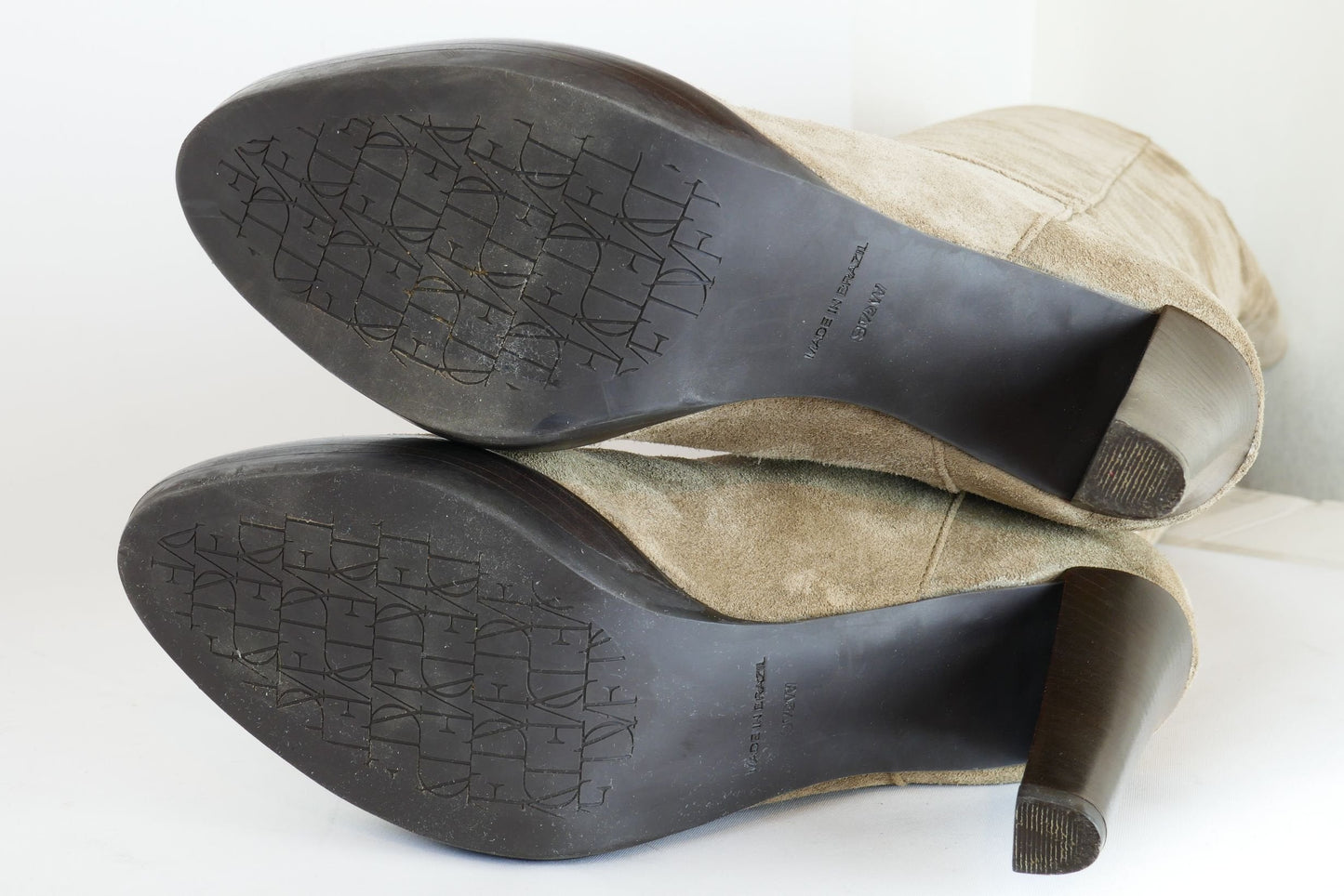 BUUTS Diane von Fürstenberg Overknees Wildleder camel 220006-11