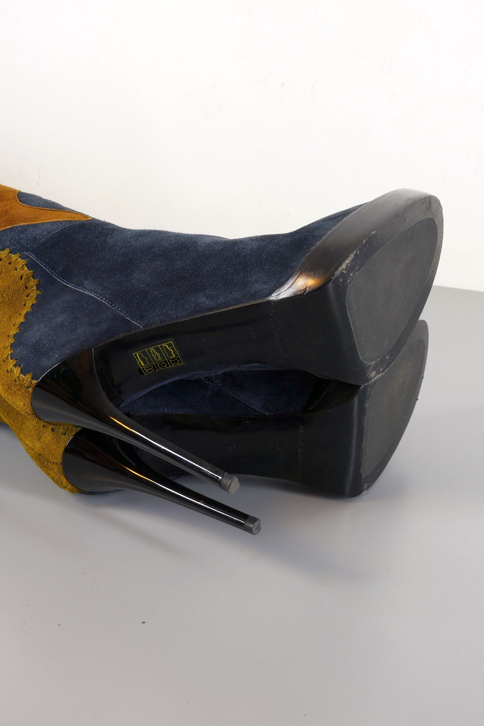 BUUTS Burberry Overknees Wildleder mehrfarbig 223035-9