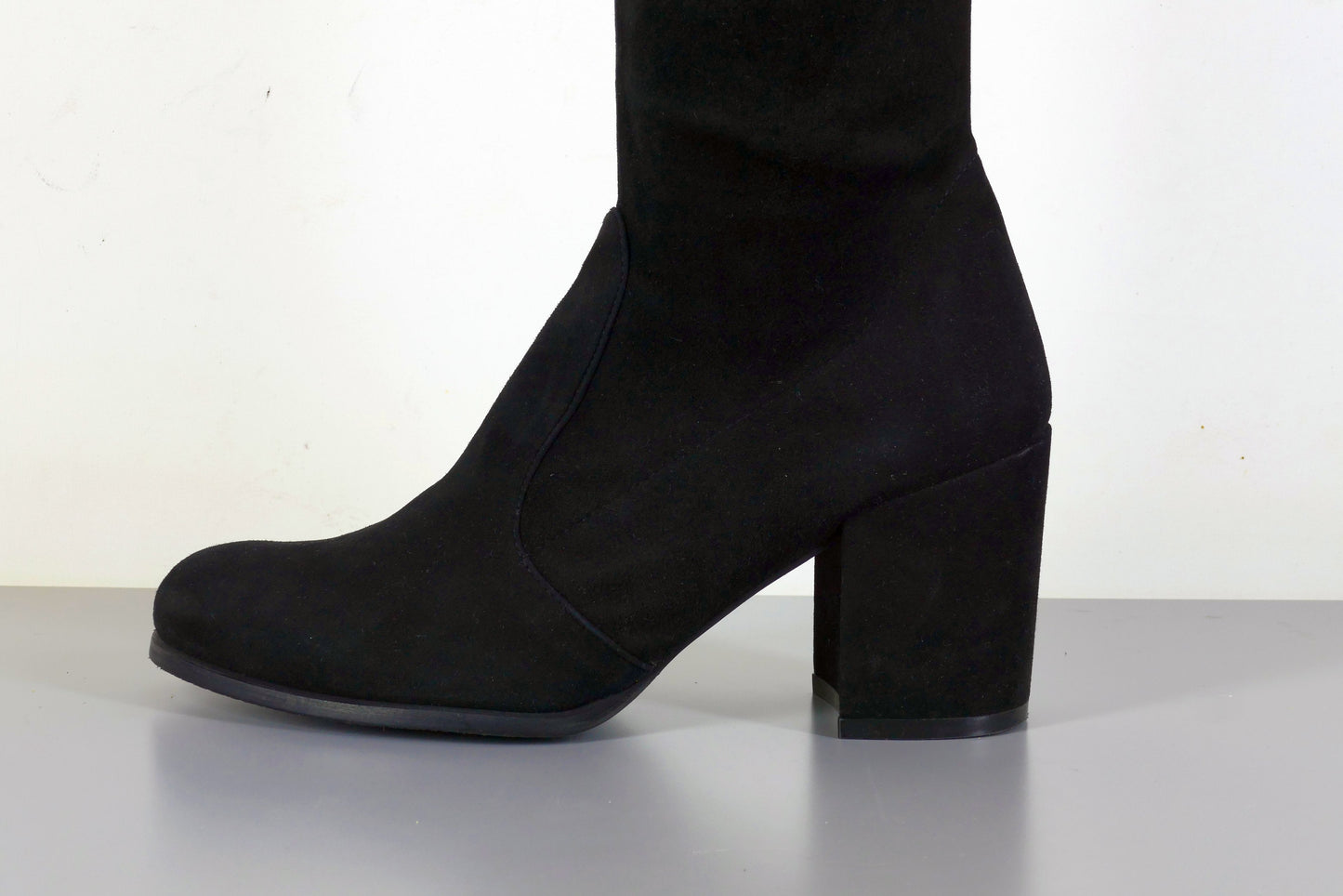 BUUTS Stuart Weitzmann Overknees Wildleder schwarz 223036-9