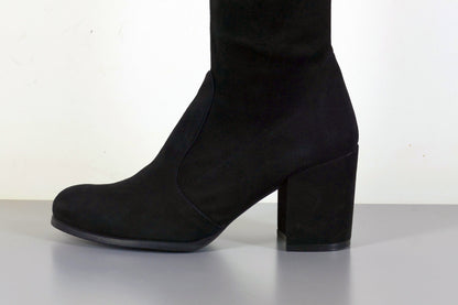 BUUTS Stuart Weitzmann Overknees Wildleder schwarz 223036-9