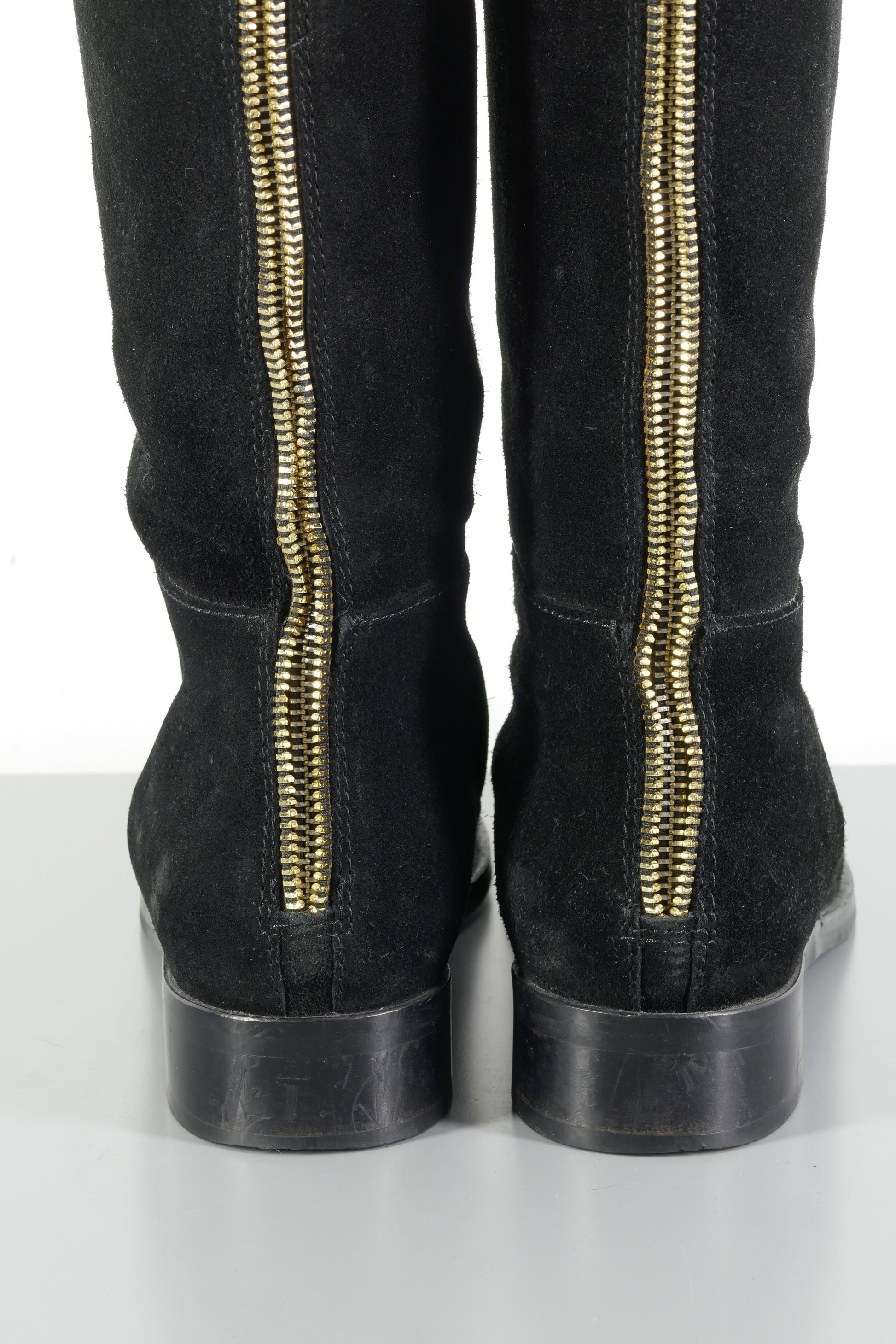 BUUTS Lola Cruz Overknees Wildleder schwarz 223061-6