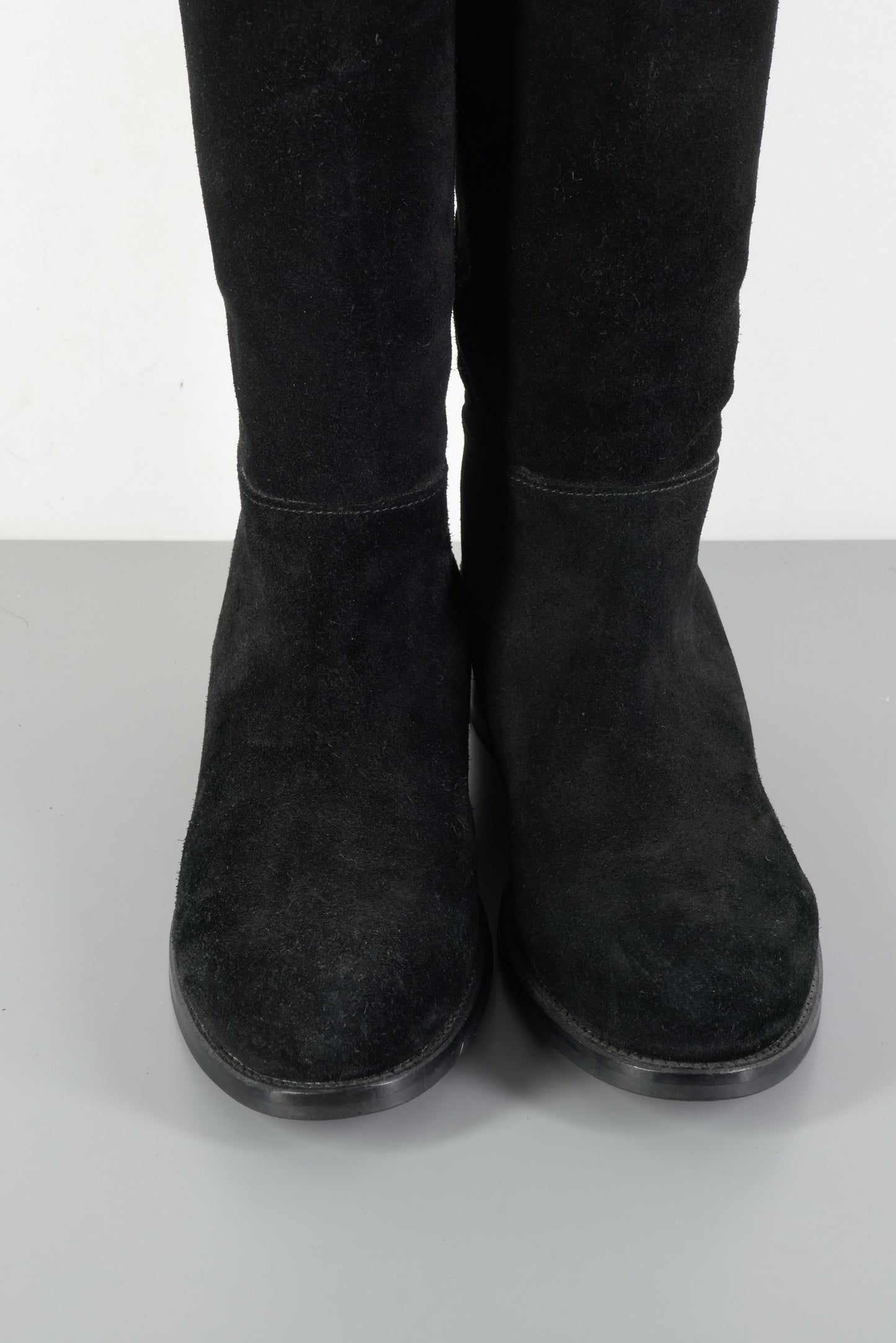 BUUTS Lola Cruz Overknees Wildleder schwarz 223061-7
