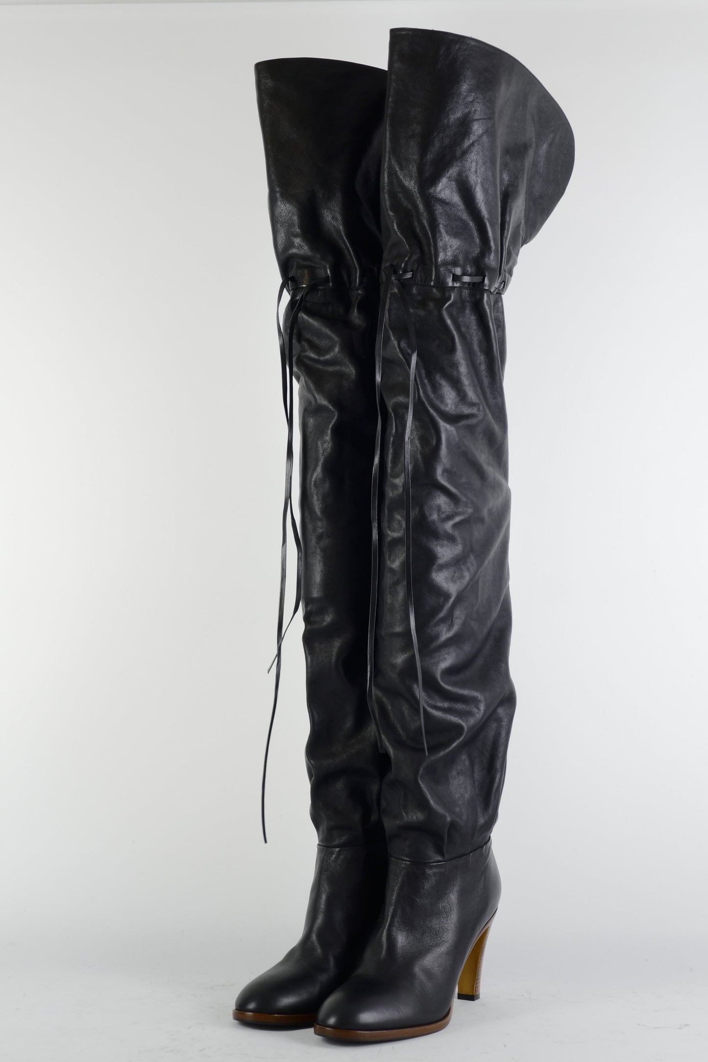 BUUTS Gucci Overknees Leder schwarz 225039-2