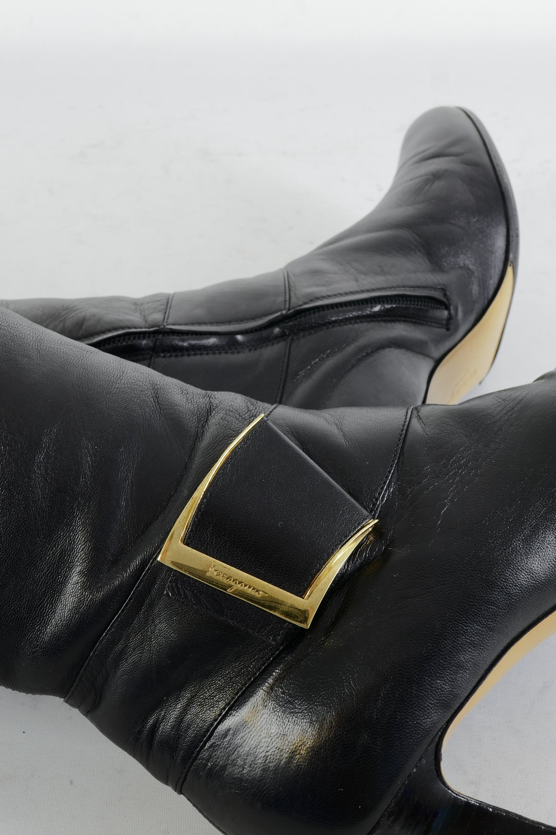 BUUTS Ferragamo Stiefel Leder schwarz 225070-9