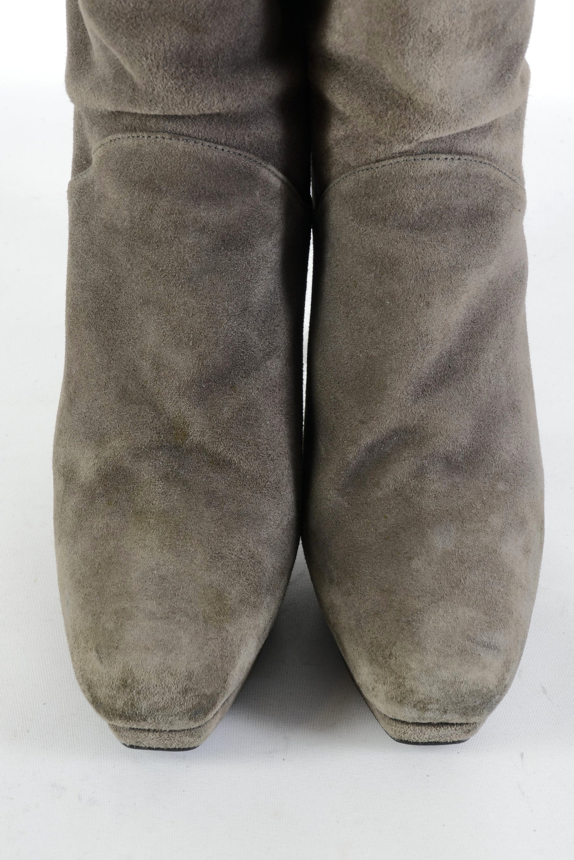 BUUTS Stuart Weitzmann Stiefel Wildleder grau 225128-9